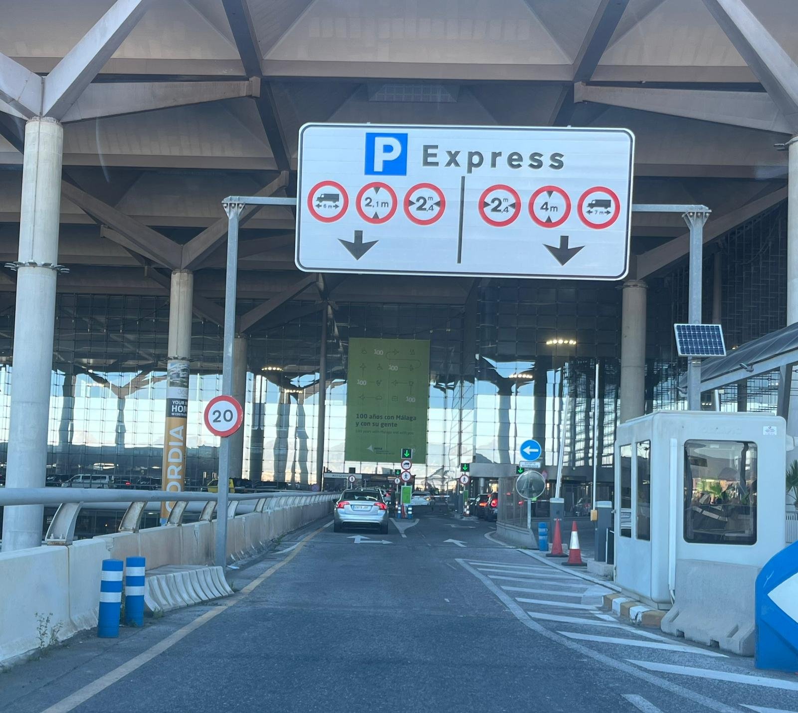 Paso 4 - Máquinas de ticket